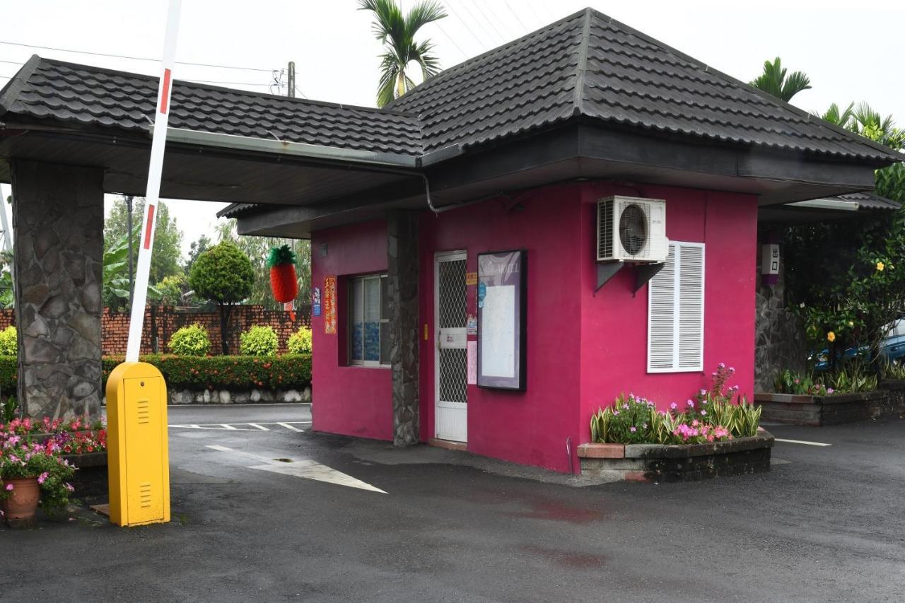 Love Boat Motel Chaozhou Экстерьер фото