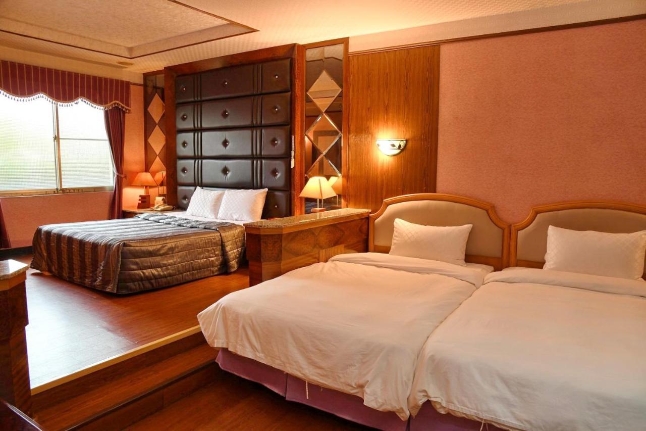 Love Boat Motel Chaozhou Экстерьер фото