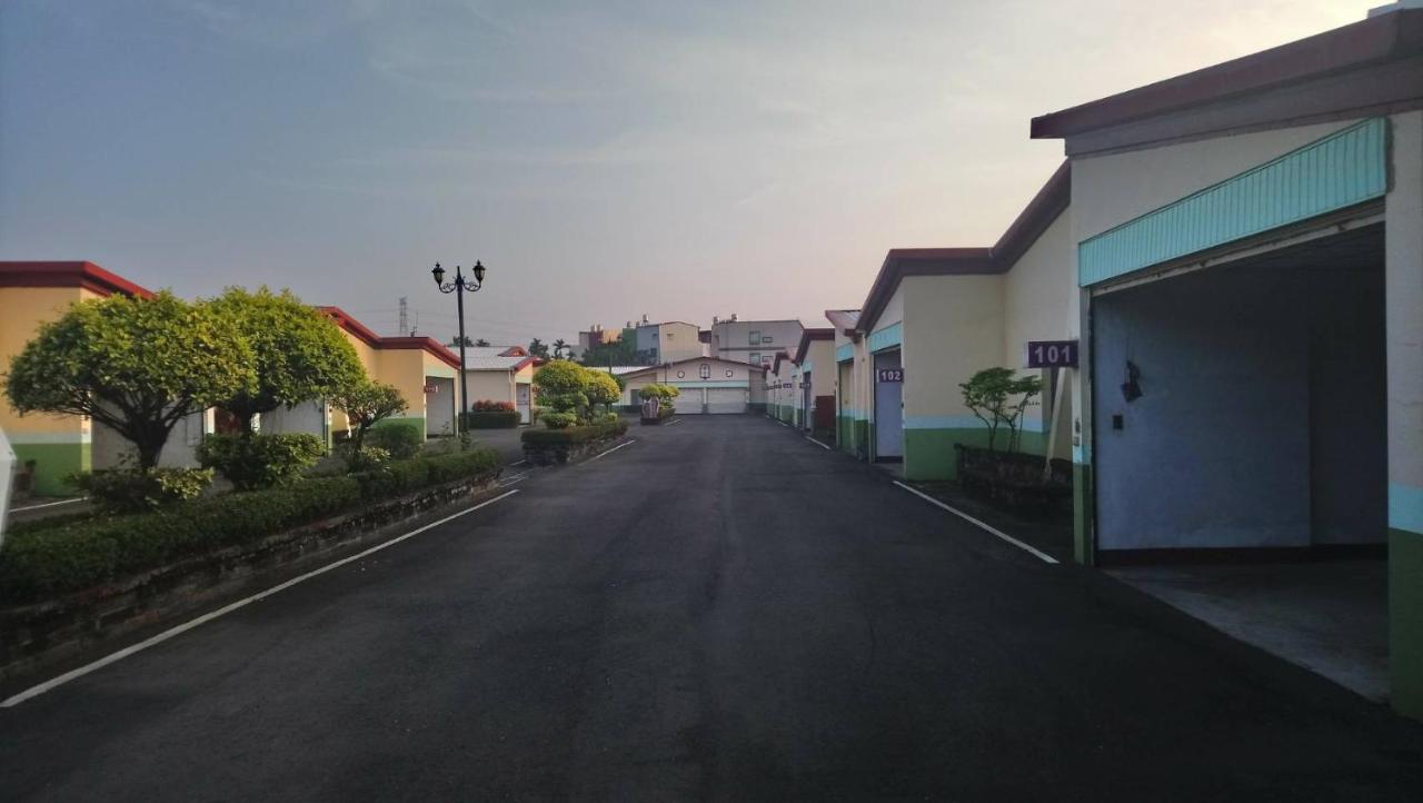 Love Boat Motel Chaozhou Экстерьер фото