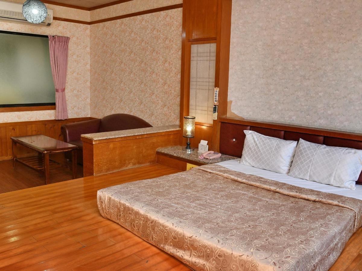Love Boat Motel Chaozhou Экстерьер фото